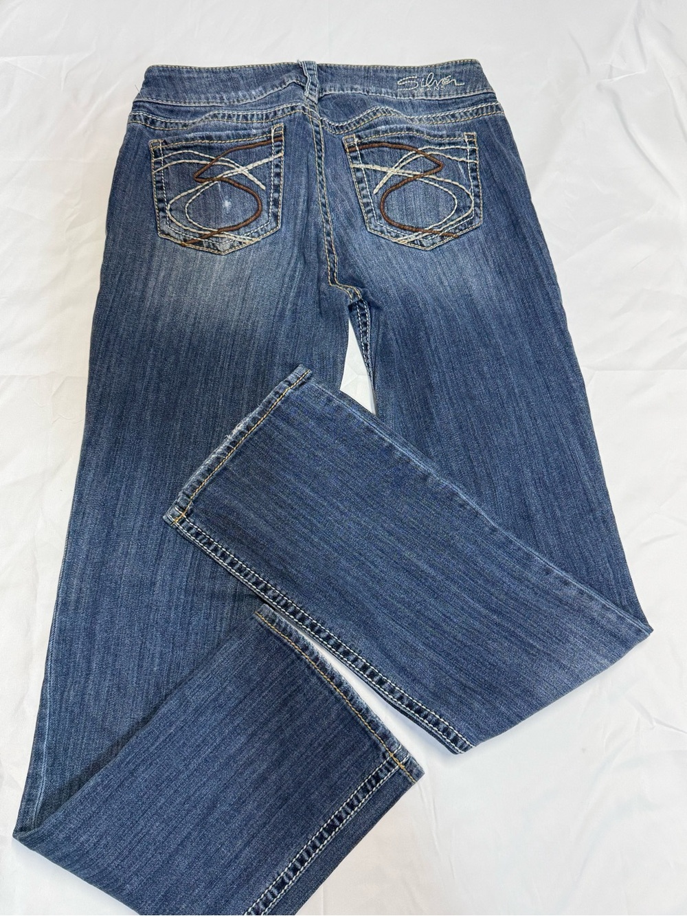 EUC Silver Jeans Suki style Bootcut jeans sz 29 x 33 (18AF)